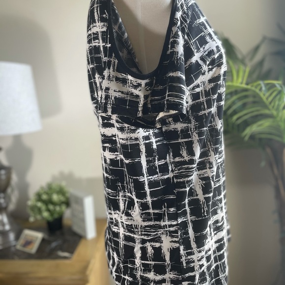 Valley girl cold shoulder top - Picture 4 of 7